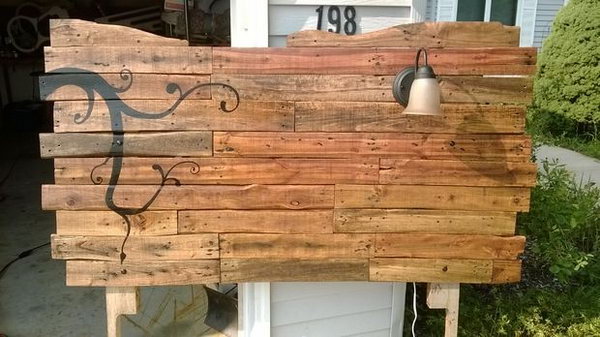 Headboard from Wooden Pallets.