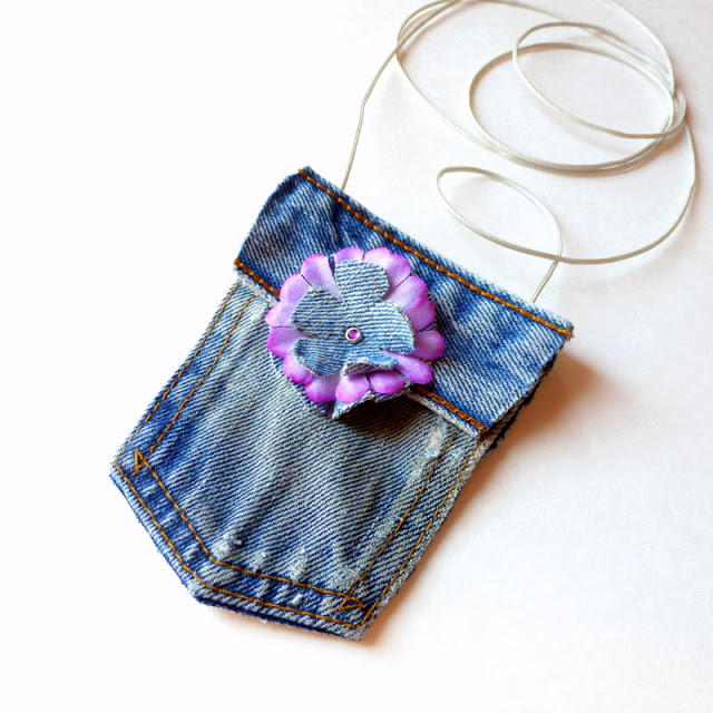 No-Sew Mini Blue Jean Purse.