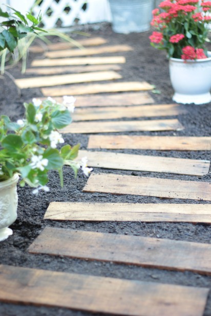 Pallet Walkway.