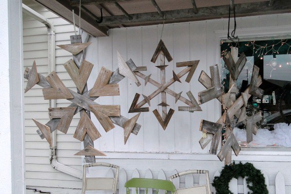 Repurposed Pallet Snowflakes.