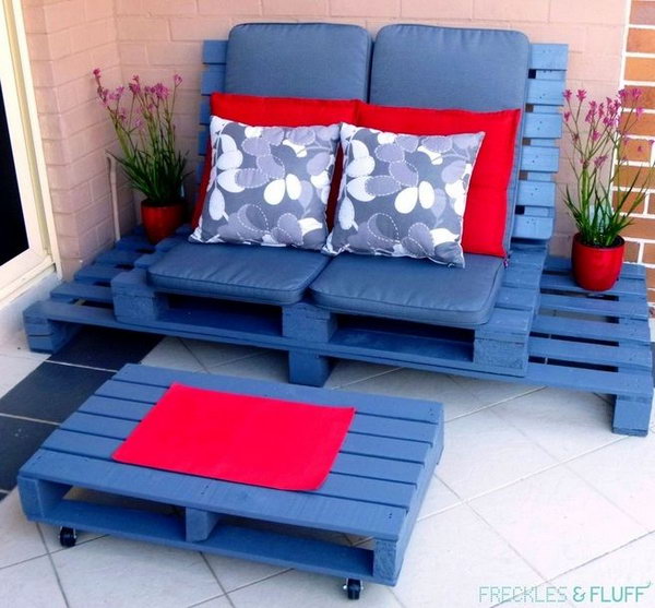 Wooden Pallet Chillout Lounge.
