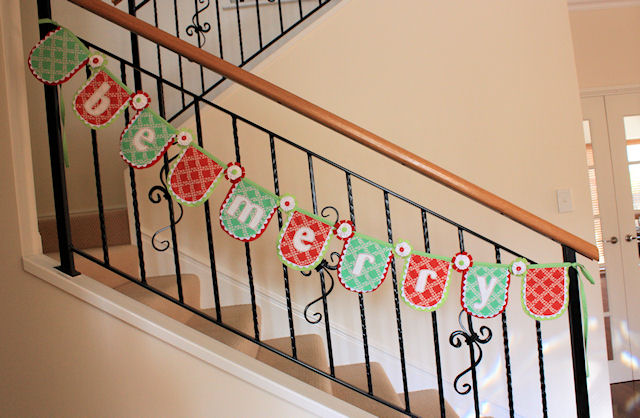 “Be Merry” Festive Garland.