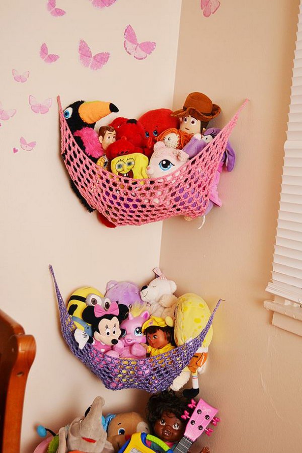 Easy Crochet Stuffed Toy Solution That Utilize Space In Corner.