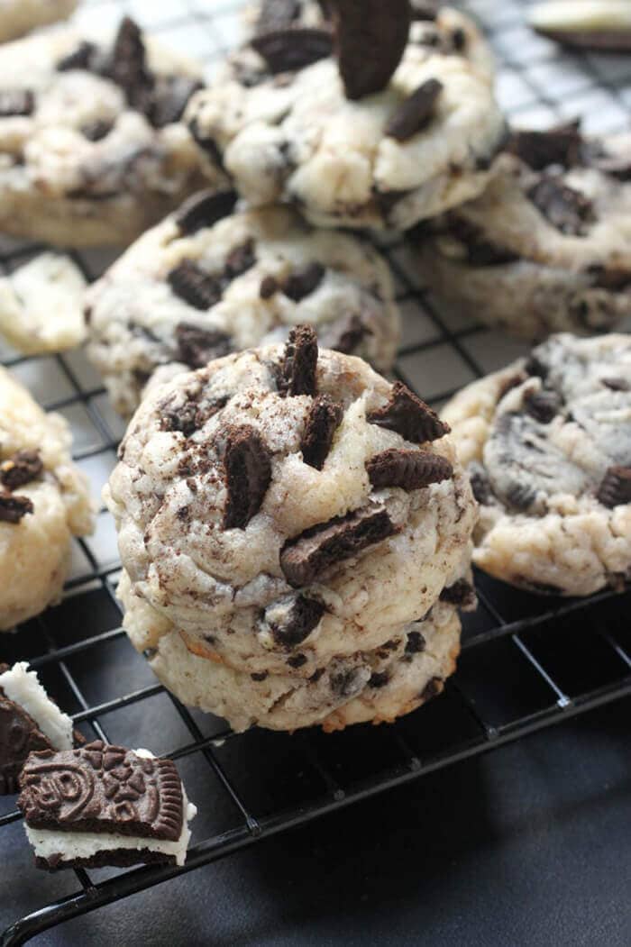 5-Ingredient Oreo Cheesecake Cookies.