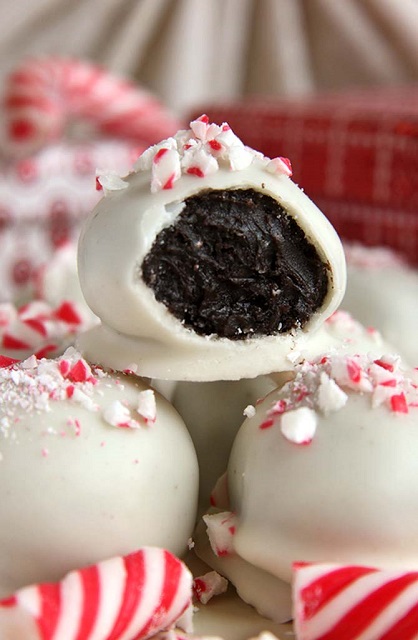 Candy Cane Oreo Truffles by Cakes Cottage