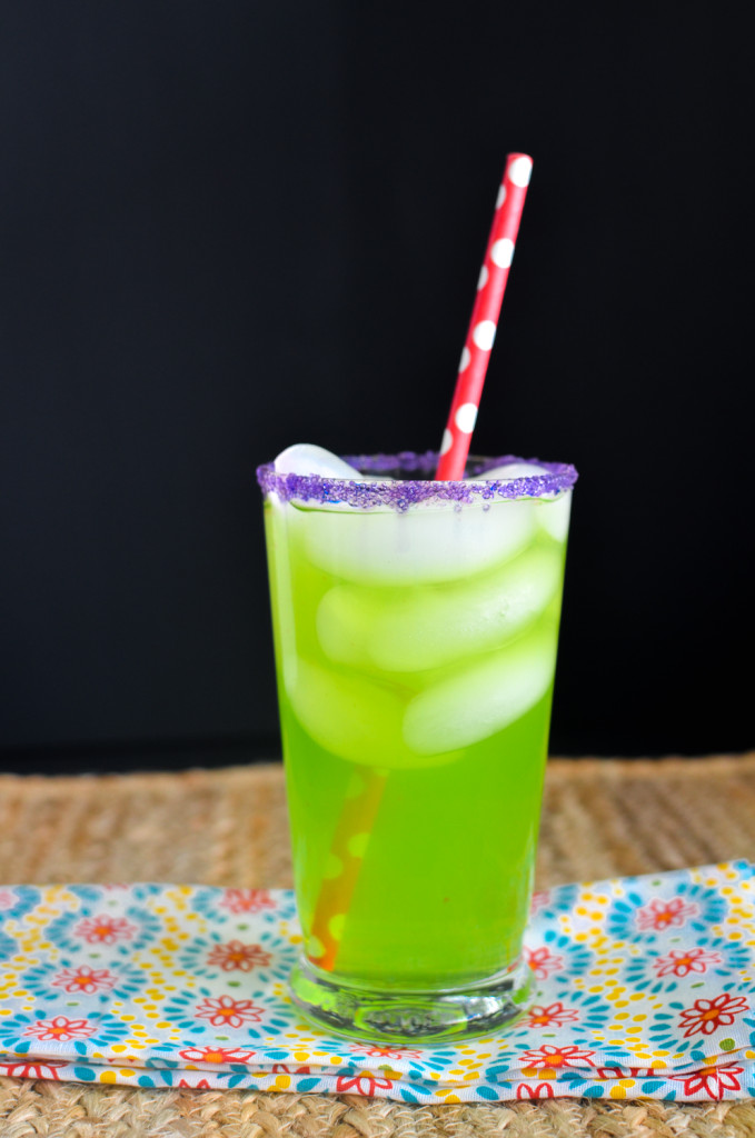 Mad Hatter Party Punch from Mommy Musings