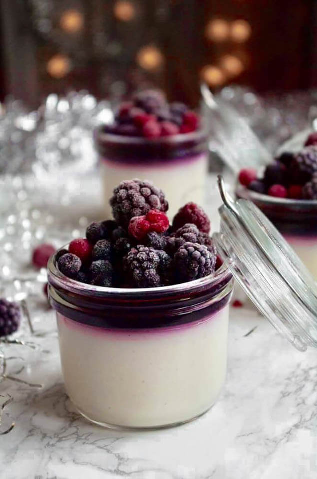 Nordic Panna Cotta with Skyr Wild Berries cups.