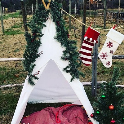 Outdoor Teepee Christmas Decoration for Nice Photo Session.