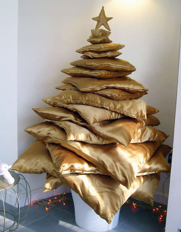 Pillow Christmas Tree.