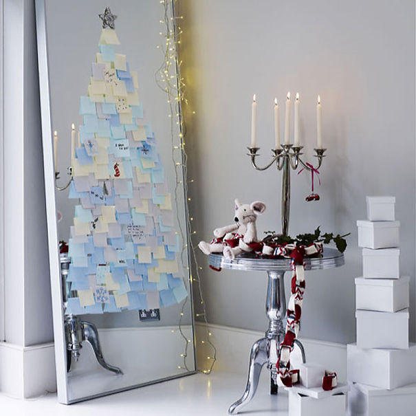 Post It Christmas Tree.