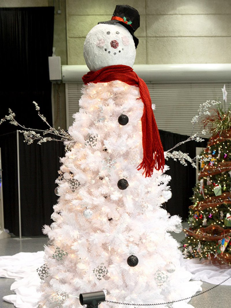 Snow Man Christmas Tree.