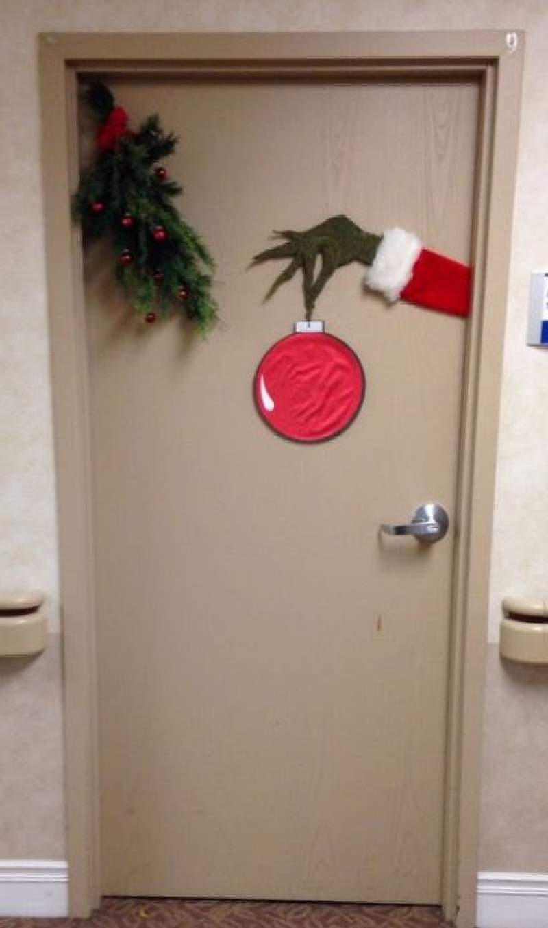 Unique Door decoration for Christmas.