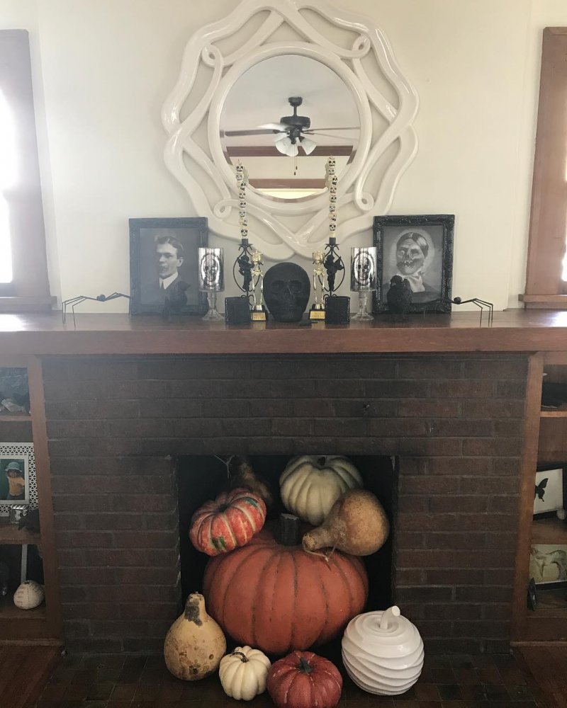 Antique Mantel Decor for Halloween.