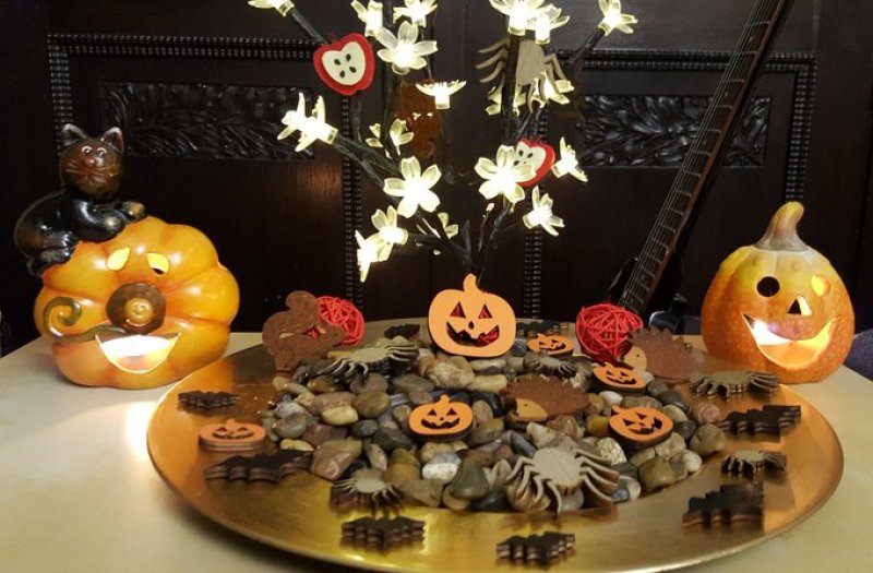 Beautiful table decor for Halloween party