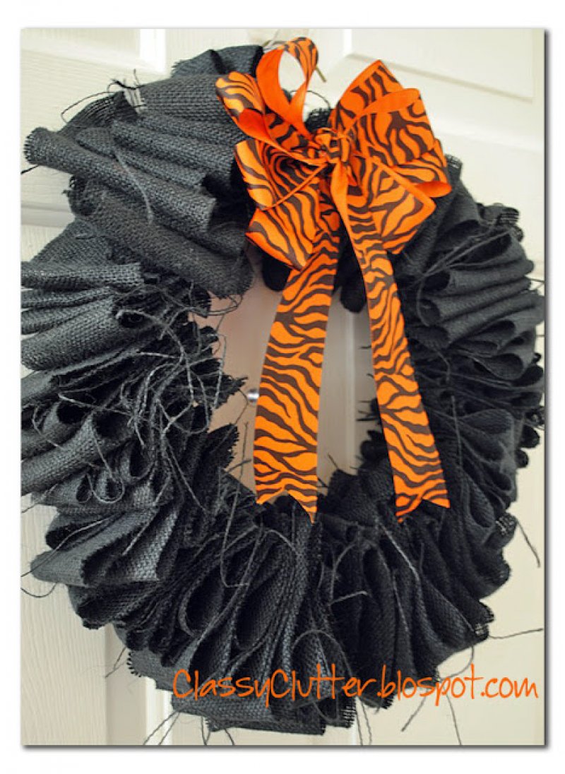 Burlap Halloween Wreath from Classy Clutter