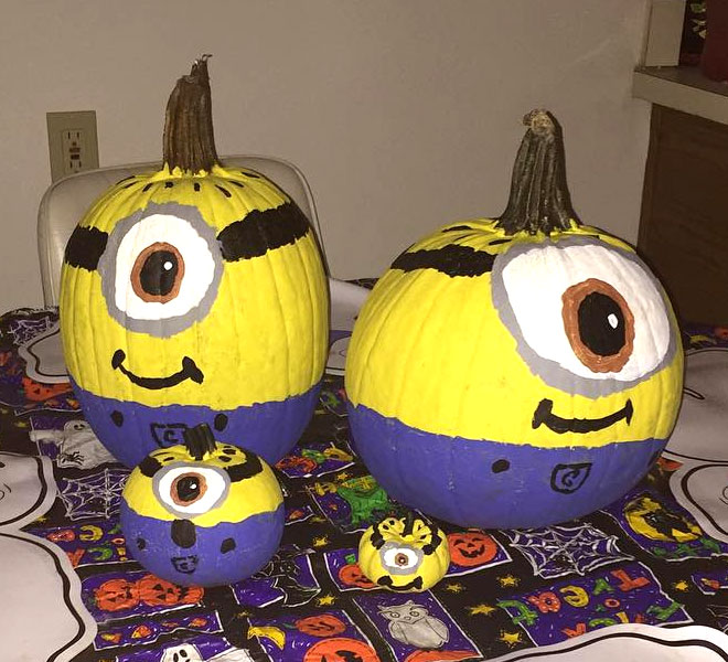 Cute minions pumpkin painting.