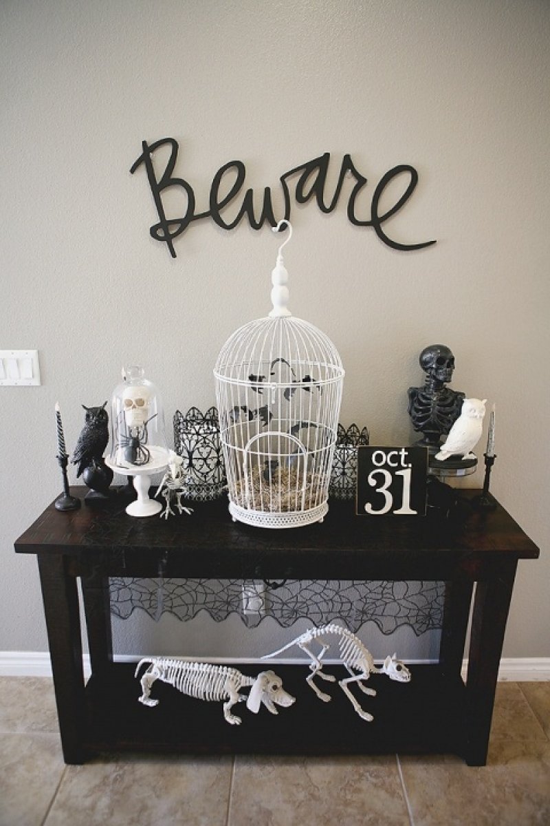 DIY Bat Cage Halloween Decoration.