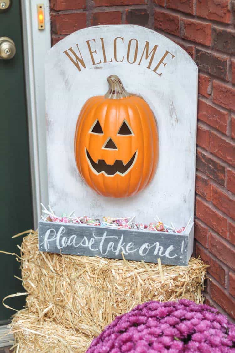 DIY Lighted Pumpkin Candy Holder.