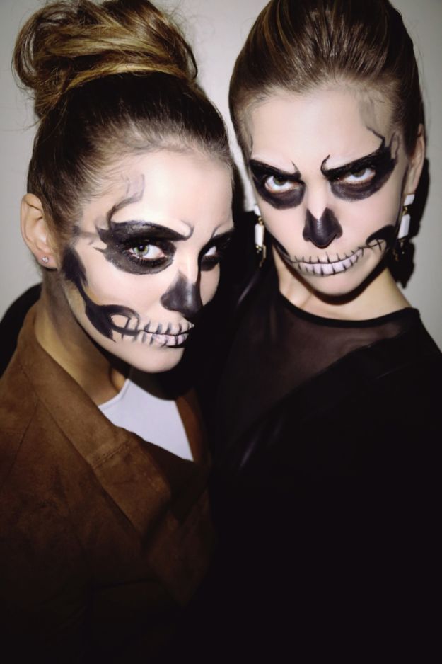 Doable Glam Skeleton Halloween Makeup.