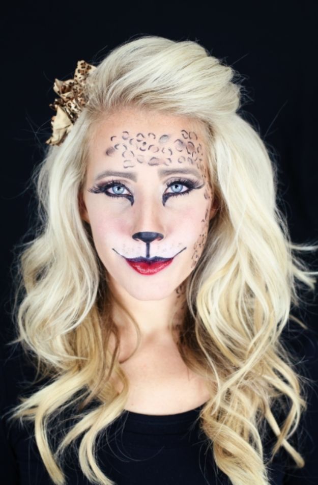 Easy Cat Halloween Makeup.