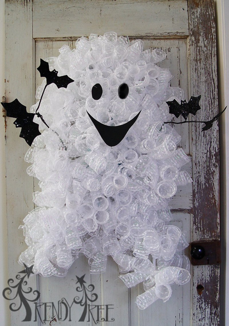 Ghost Wreath.