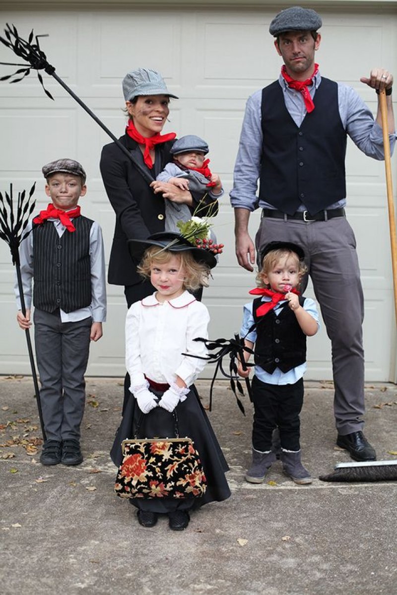 Mary Poppins Family Costume