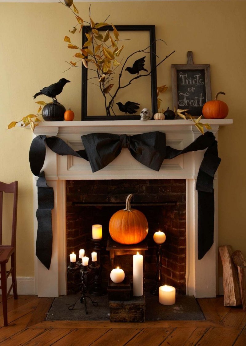 Tied in a Bow Halloween Mantel.