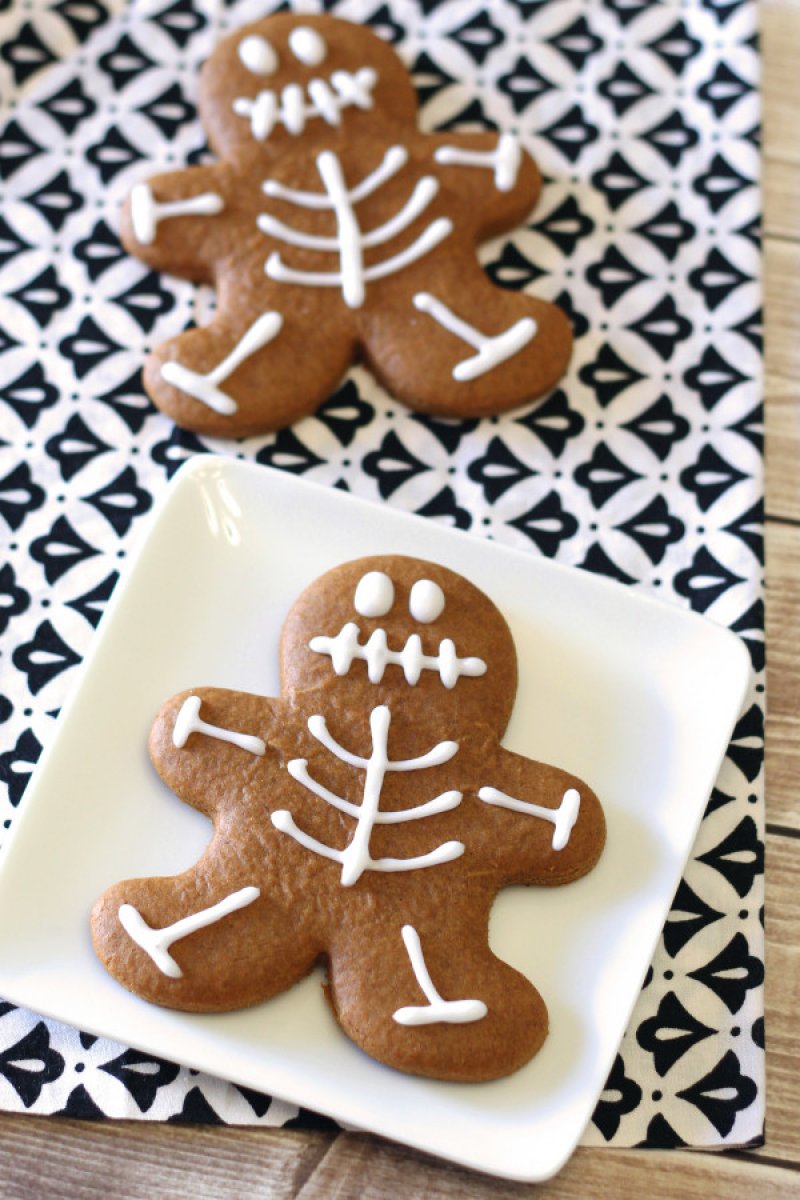 Gluten-free gingerbread skeleton cookies by Sarah Bakes Gluten-Free