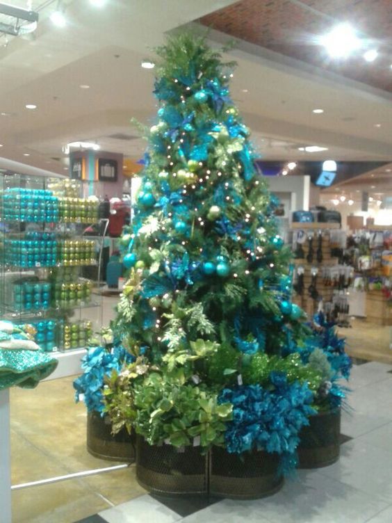 Beautiful Tiffany blue christmas tree.