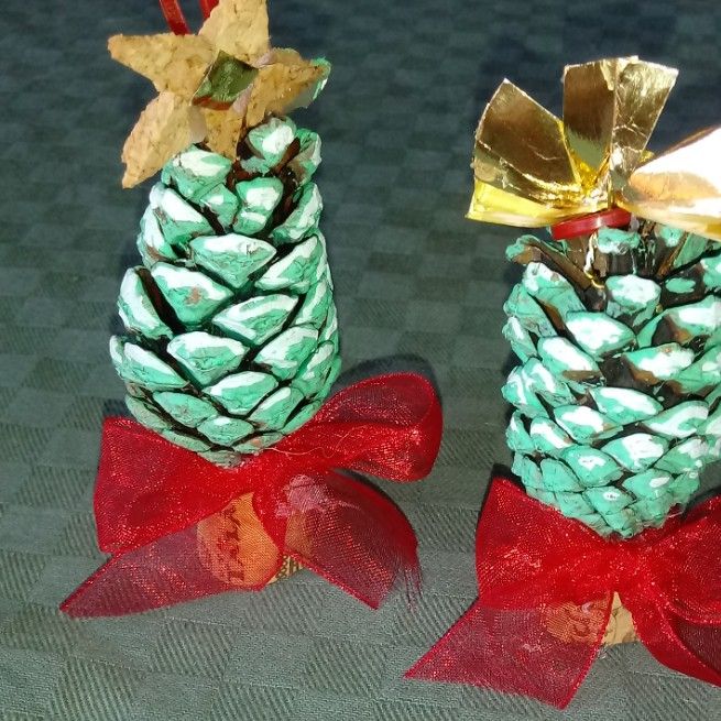 Best Wine Cork Idea with pinecone.