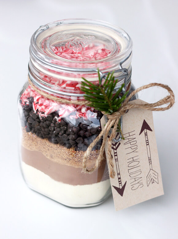Candy Cane Hot Cocoa Mix in a Jar