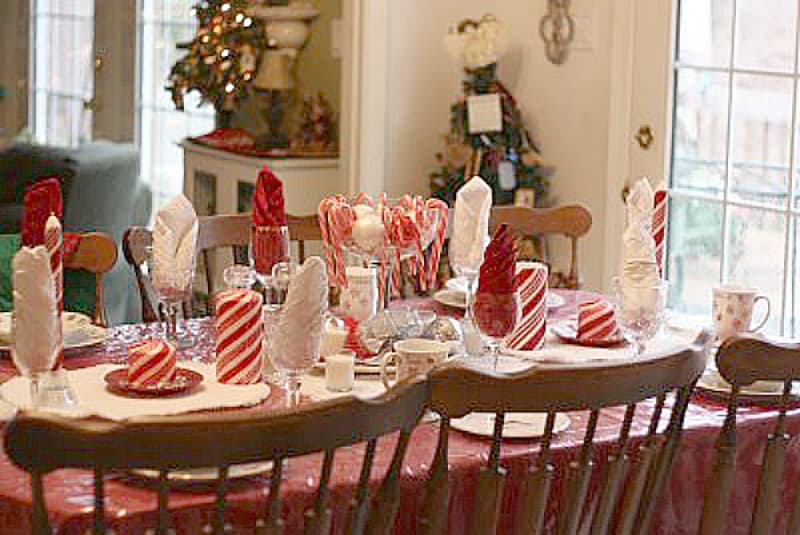 Candy Cane Tablescape.