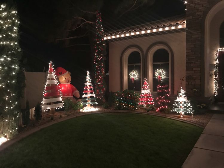 65 Christmas Light Decor Ideas which will make your decoration look