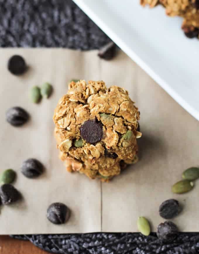 Crunchy gluten-free pumpkin chocolate chip cookies – Veggie Inspired