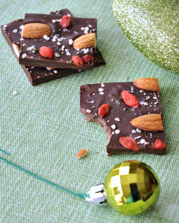 Dark chocolate superfood bark – Spabettie