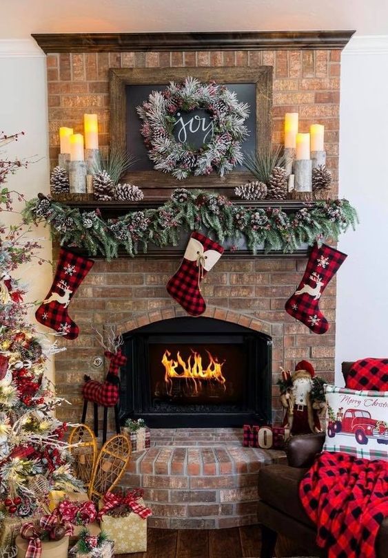 Farmhouse and DIY Christmas mantel Decor.