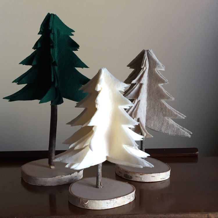 Felt Christmas trees.