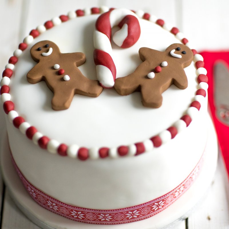 Gingerbread Man Cake