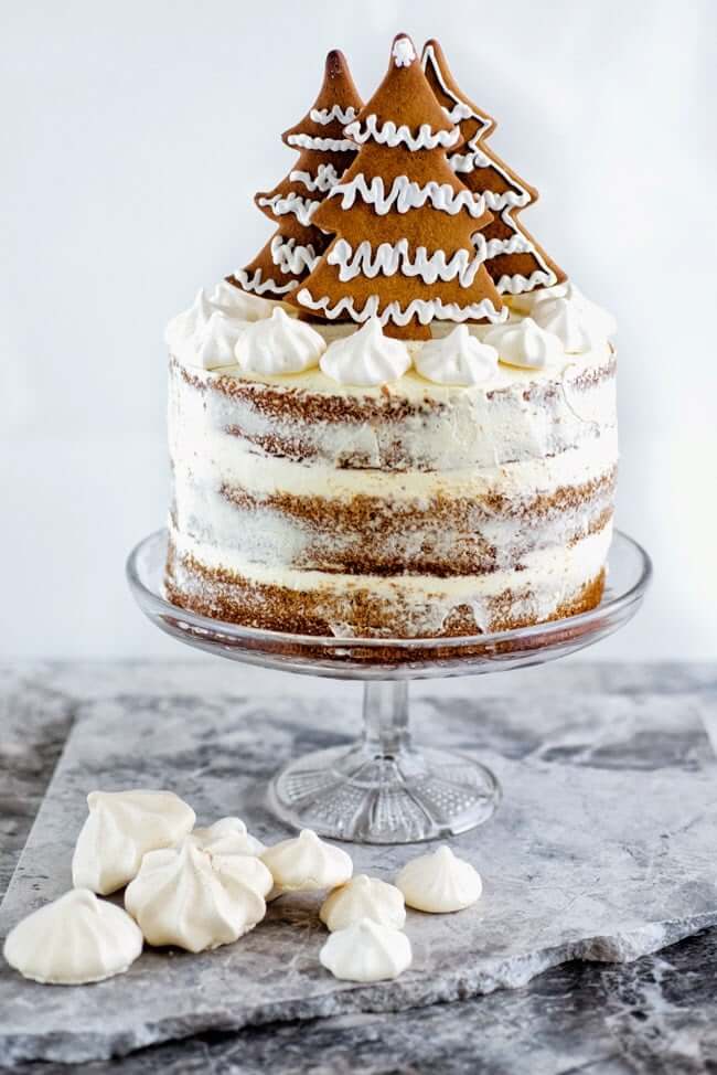 Gingerbread tree Christmas cake by Super Golden Bakes
