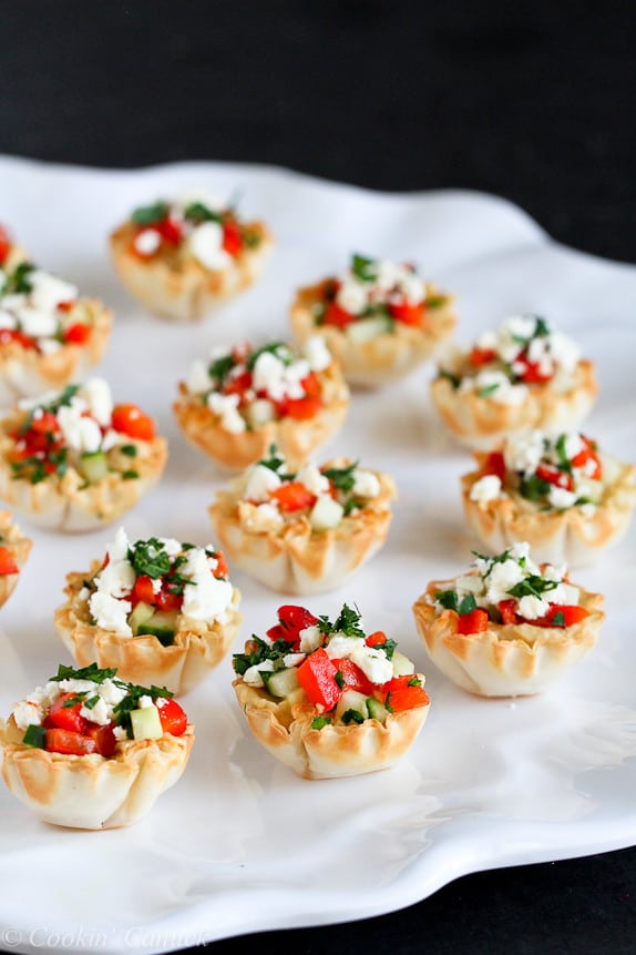 Mini Hummus & Roasted Pepper Phyllo Bites from Cookin’ Canuck