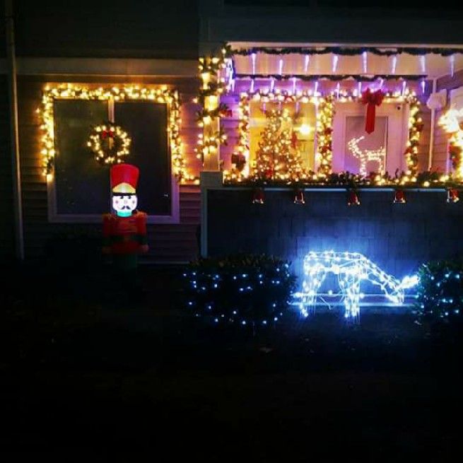 Outdoor and Balcony decor for Christmas.