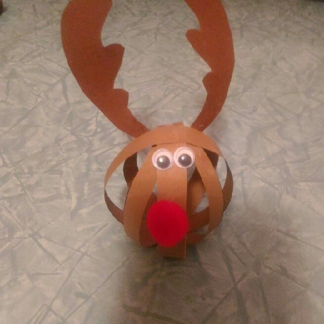 Paper ball reindeer craft!