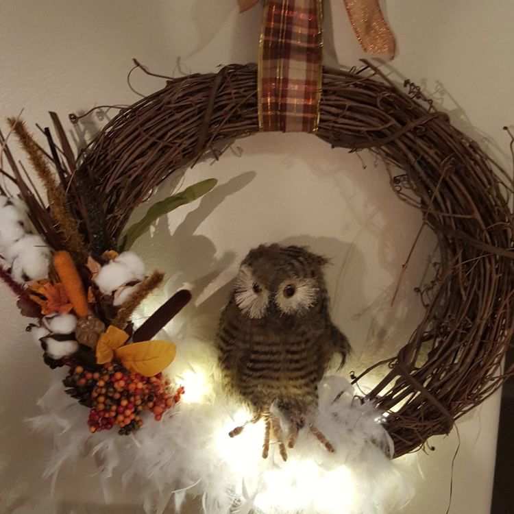 Snowy Owl Christmas Wreath DIY.