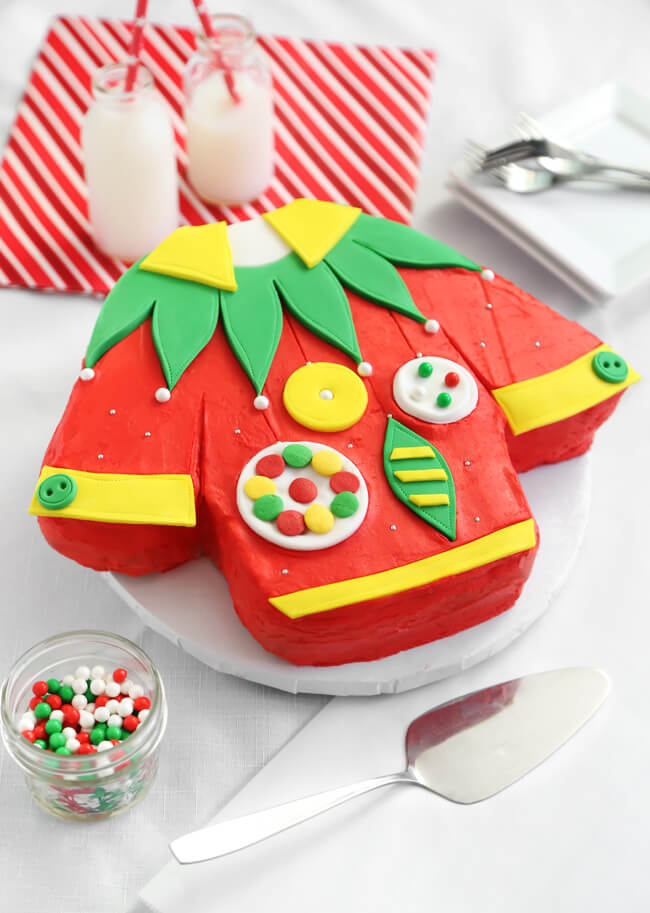 Ugly Christmas sweater Christmas cake by Sprinkle Bakes