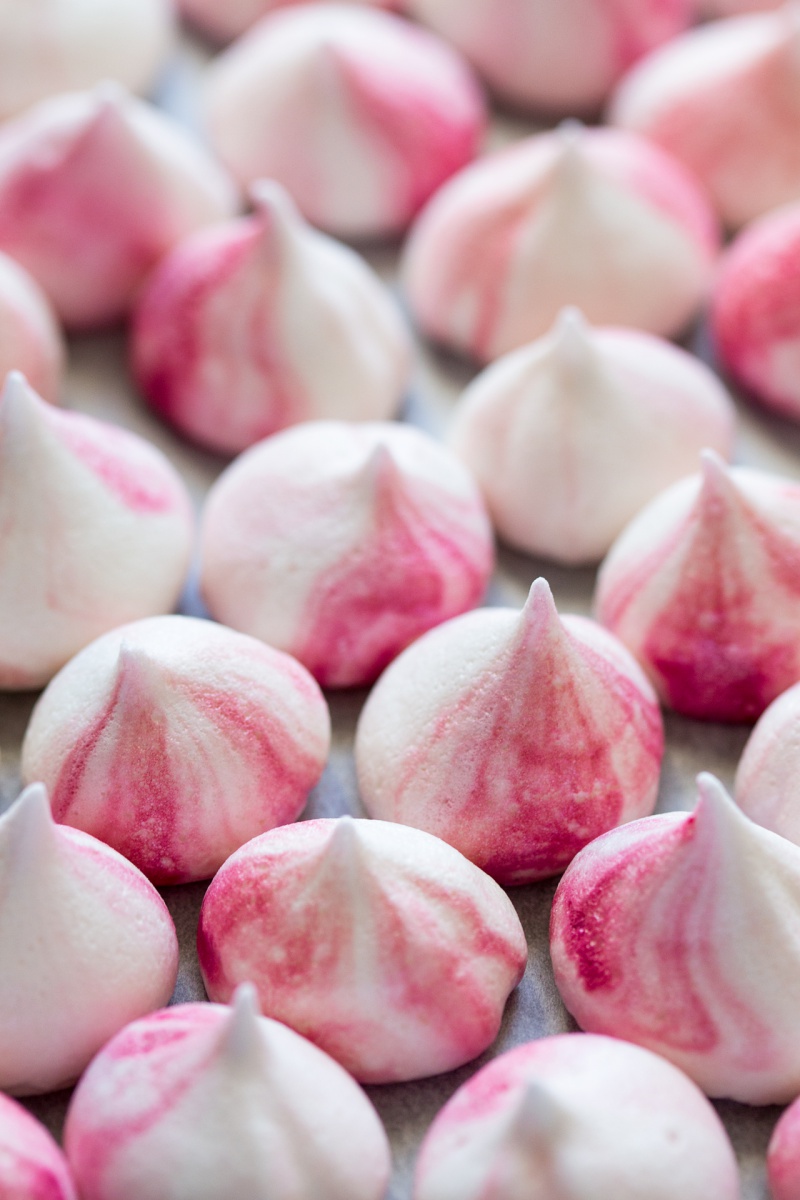 Vegan Meringue Kisses.