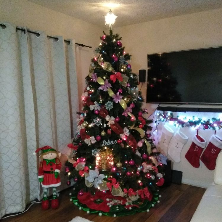 Very pretty Christmas tree.
