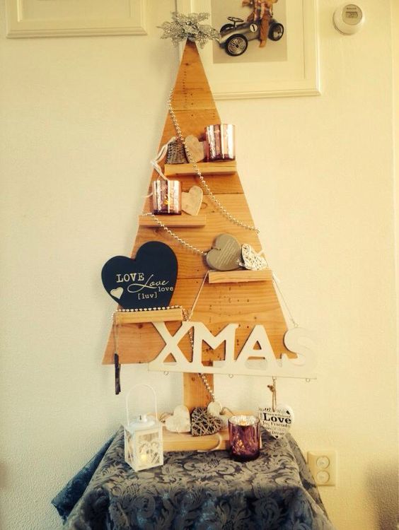 Wooden pallet Christmas trees will be your statement of the season.