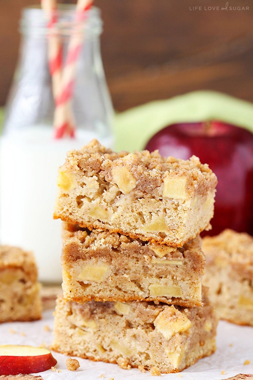 Apple Streusel Bars.