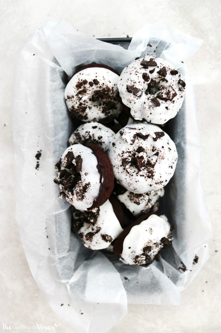 Baked Oreo doughnuts