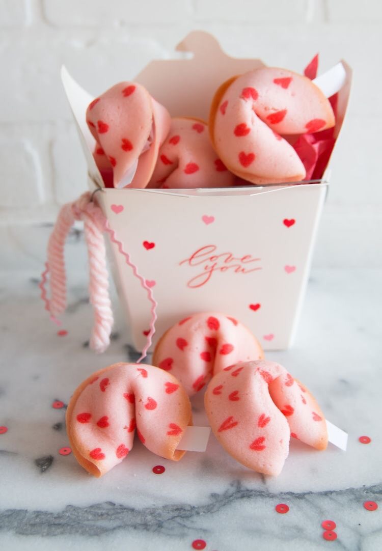 DIY VALENTINE’S DAY HEART FORTUNE COOKIES.